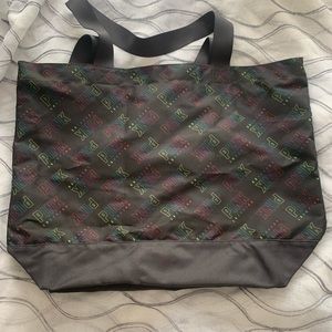 💜PINK VICTORIA SECRET TOTE BAG